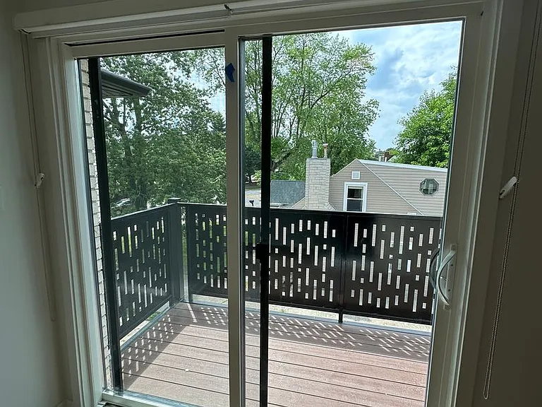 Rosewood Commons — Photo 25