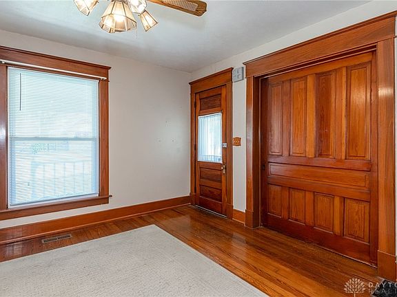 5th image of 306 Park St #1/2
