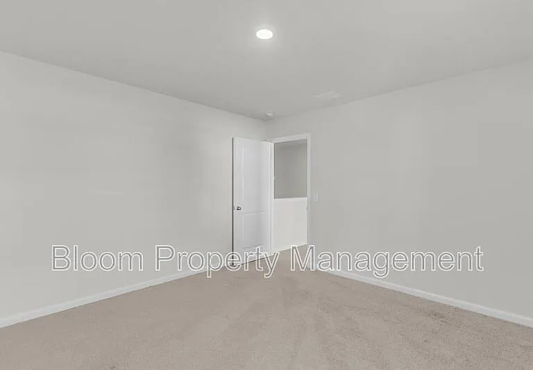828 Lilyford Ln — Photo 30