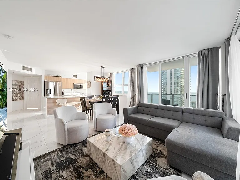 1155 Brickell Bay Dr #2501 — Photo 5