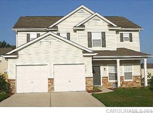 11121 Amur Ct, Charlotte, NC 28262