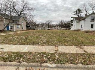 2719 Franklin Ave, Des Moines, IA 50310