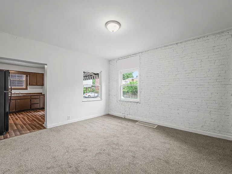 4840 Blackberry Way — Photo 5