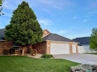 4309 Springwood Dr, Clovis, NM 88101