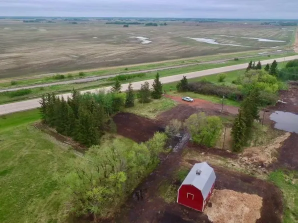 19065 State Highway 13, Camrose County, AB T0B 3P0