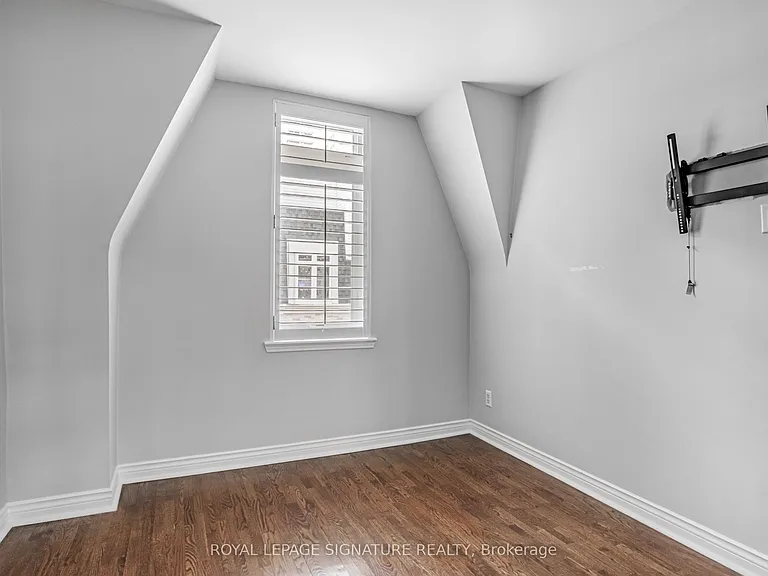 100 Redpath Ave #23 — Photo 19