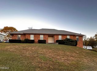 101 Village Ln, Gray, TN 37615