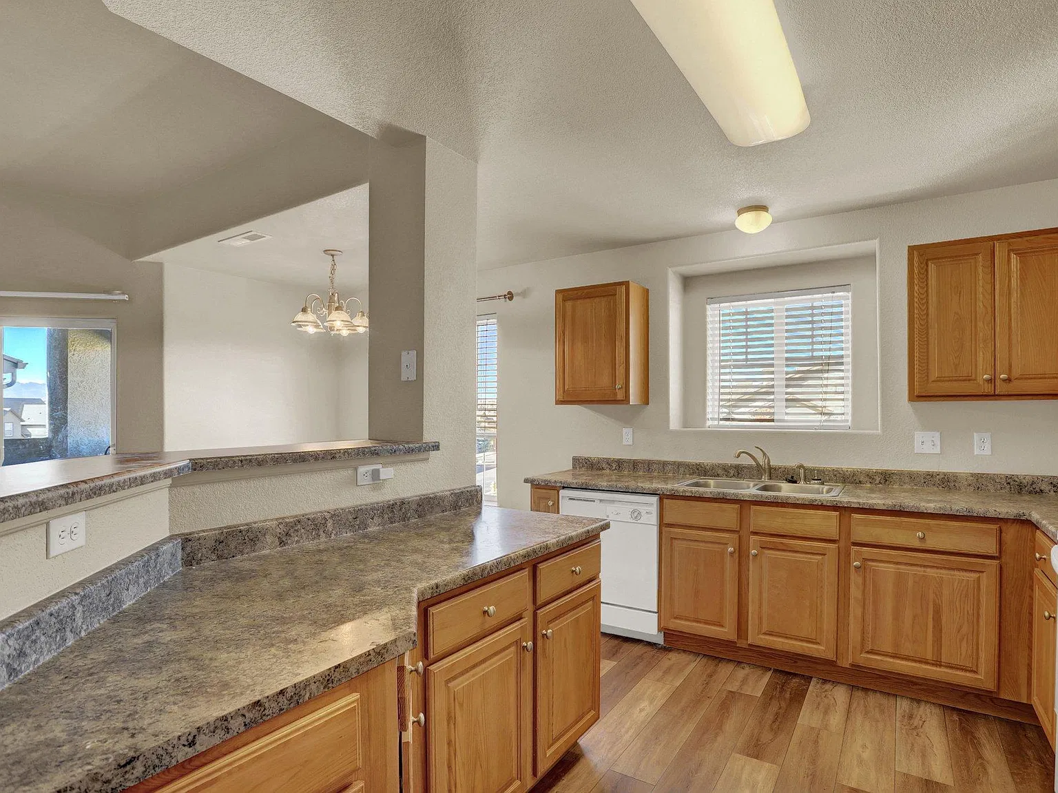 7005 Prairie Finch Hts — Photo 4