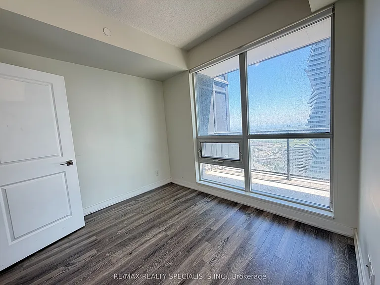510 Curran Pl #3502 — Photo 24
