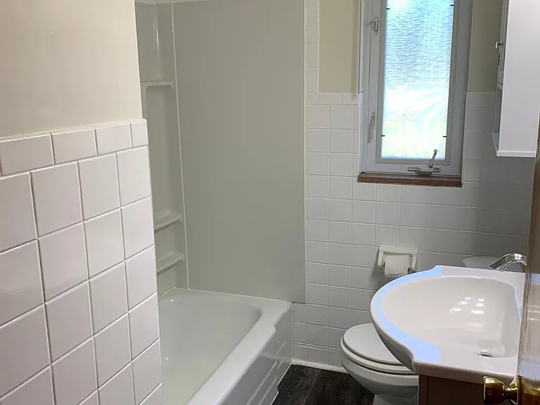 138 Denny Rd — Photo 8