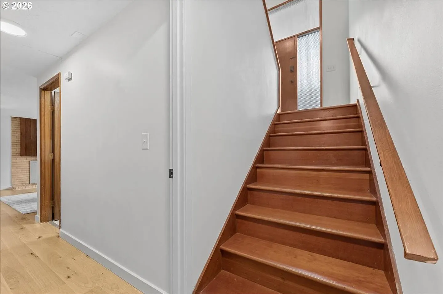 Unique 3Bd 3Bth West Haven Residence with Two Living Rooms, Hardwood Floors, Laundry Room & Priva... — Photo 1