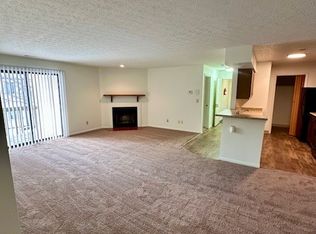 2160 Hedgerow Rd UNIT F, Columbus, OH 43220