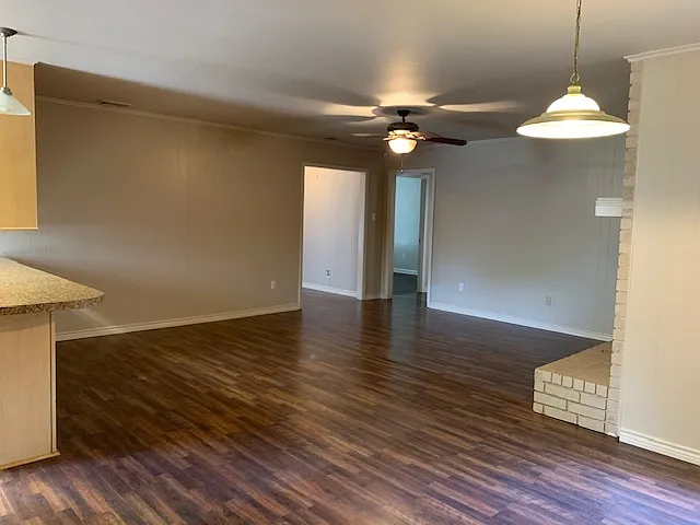 3 bed, 1697 sqft, $1,695 — Photo 3
