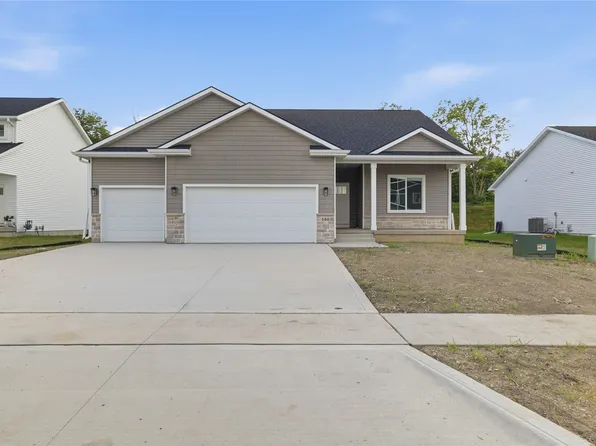 580 NW Georgetown Dr, Waukee, IA 50263