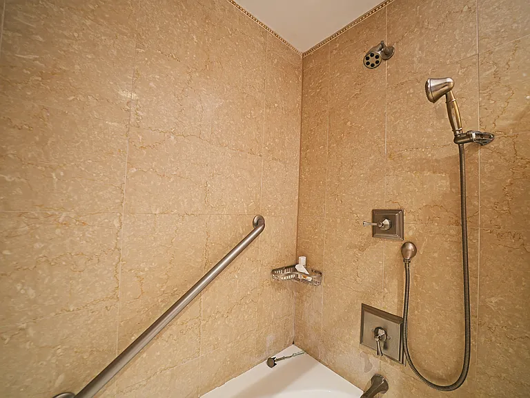 28-32 Atlantic Ave #620 — Photo 14