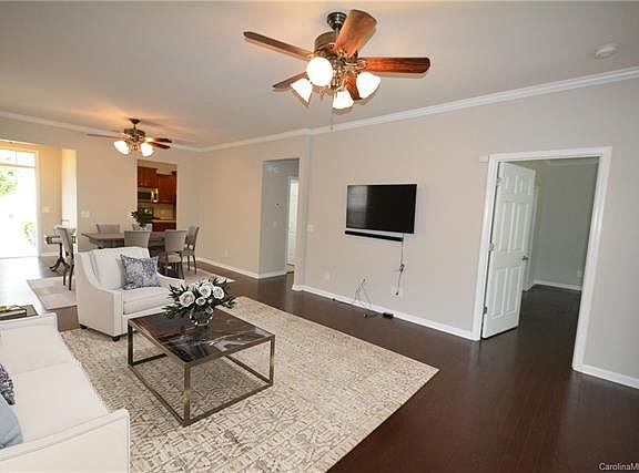 4th image of 20293 Dovekie Ln