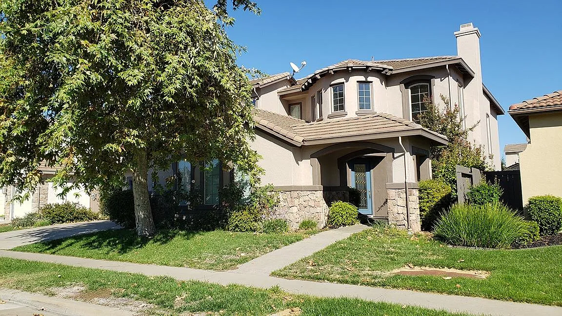4465 Anatolia Dr photo 1