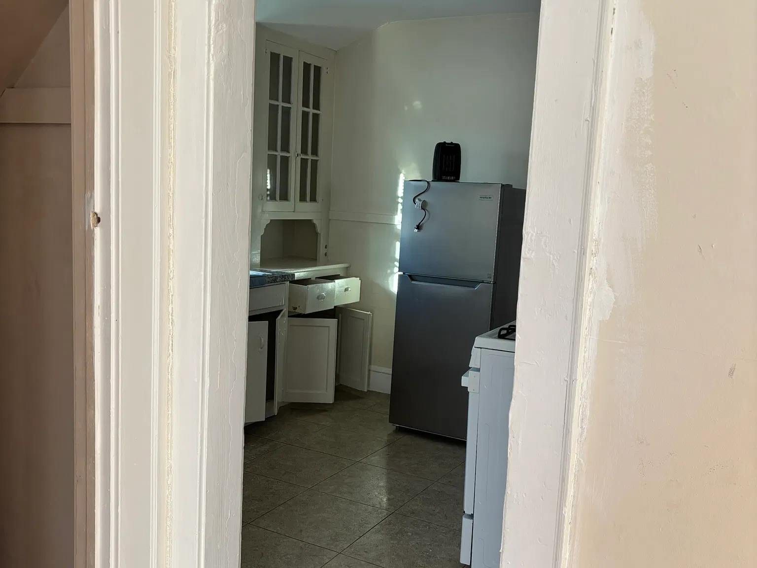 2 bed, 912 sqft, $1,700 — Photo 3