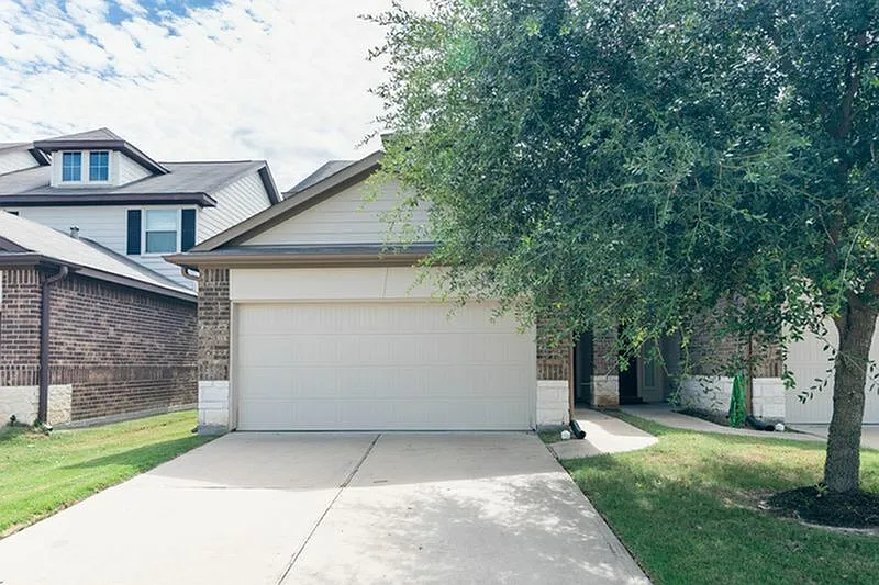 6250 Brenwood Cir