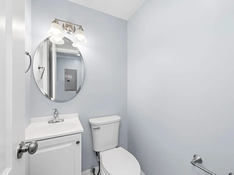 4544 Summit St — Photo 83