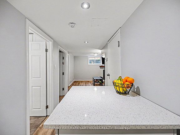 5th image of 1407 Baintree Pl #2