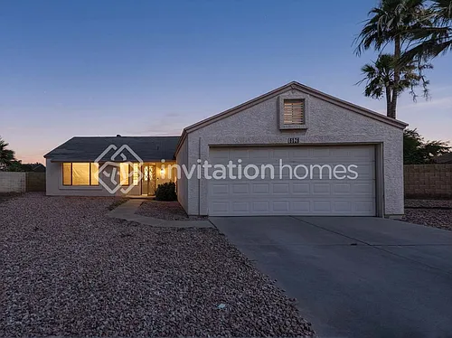 6526 N 69th Dr Photo 1