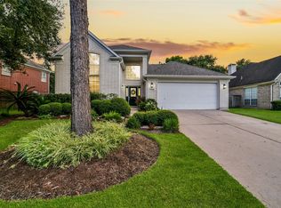 6702 Springcrest Dr, Sugar Land, TX 77479