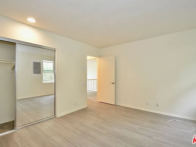 18069 Coastline Dr #10 — Photo 6