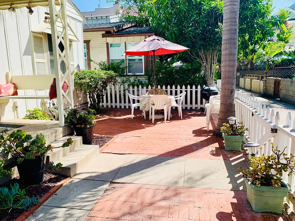 Mission Beach Cottage 2bd/1ba - Fully Furnished - Available September 8, 2026 - 6/17/27