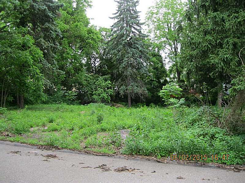 1st image of 4 Grant Ave