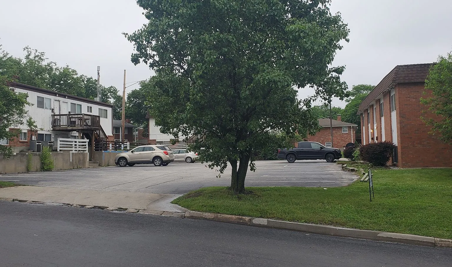 924 W Texas Ave — Photo 1