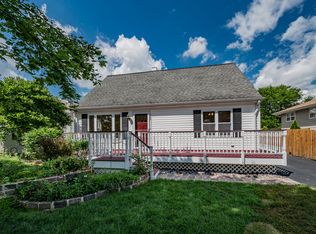 3S680 Wilbur Ave, Warrenville, IL 60555