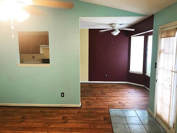 4th image of 4011 Monarch Dr