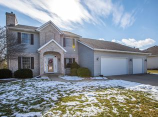 3601 Baywood Rd, Bloomington, IL 61704