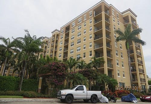 2nd image of 1801 N Flagler Dr APT 722