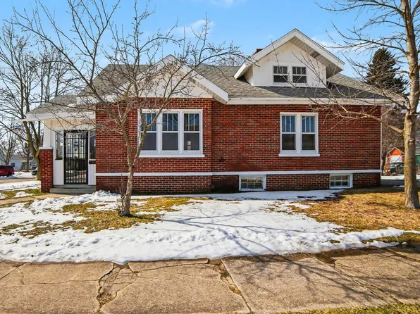 409 E Foster St, Ludington, MI 49431