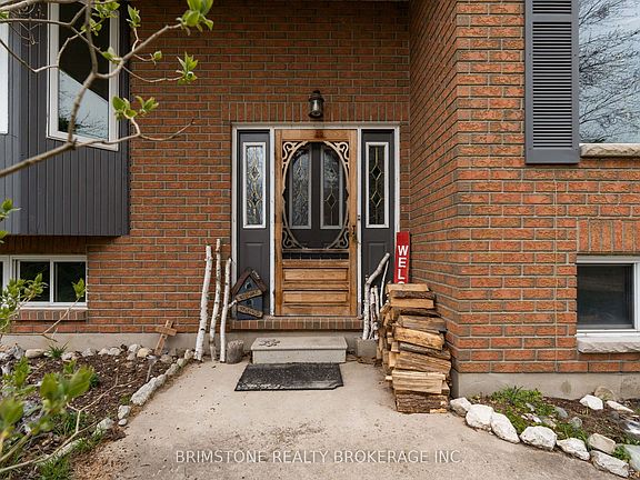 3rd image of 220 Morgan Rd