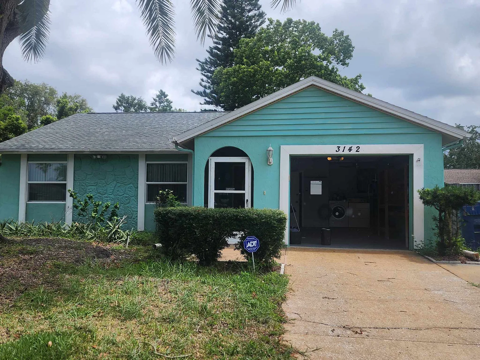 2 bed, 993 sqft, $1,750 — Photo 2