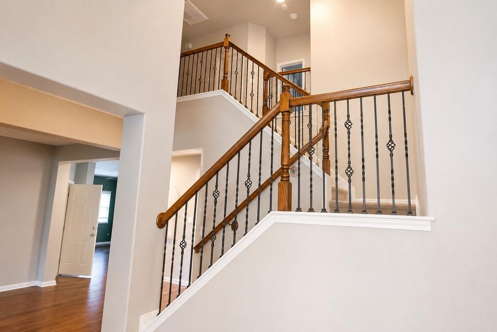 119 Paul Azinger Dr, Round Rock, TX - View 2