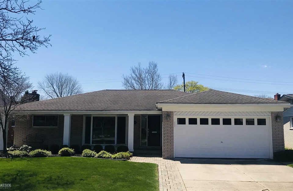 1st image of 23354 N Colonial Ct