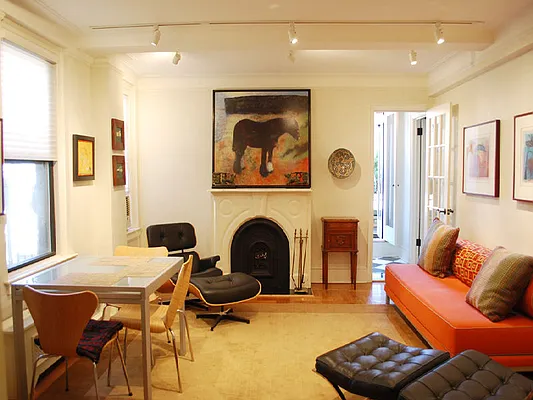 Sold by Sotheby's International Realty | media 5
