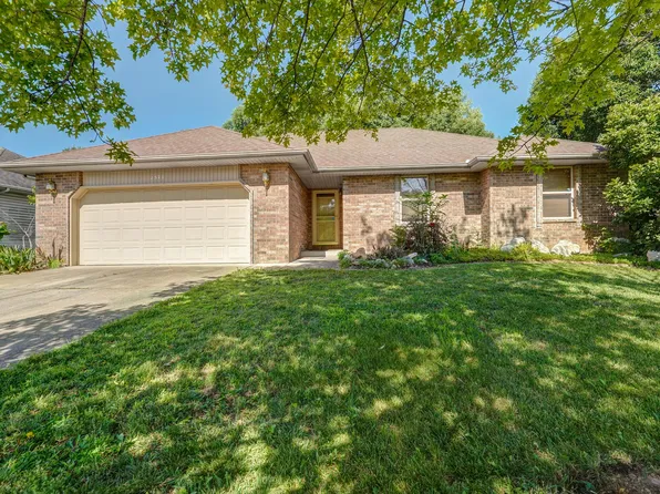2571 N West Avenue, Springfield, MO 65803