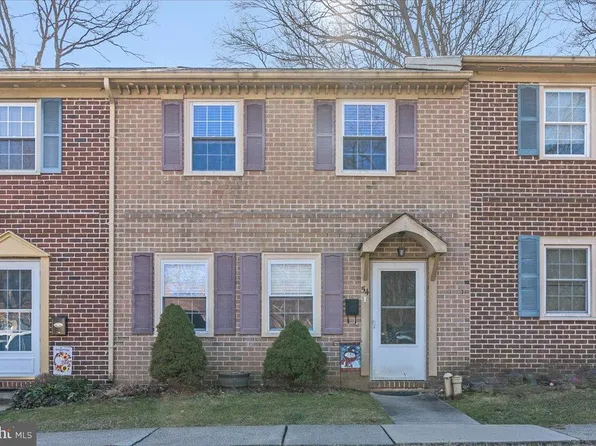 54 Stonegate Rd, Quakertown, PA 18951