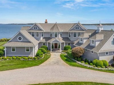 135 Cliff Dr, Narragansett, RI, 02882