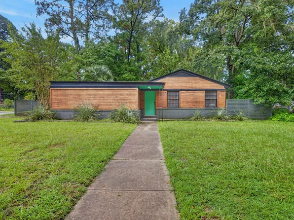 629 Wheeler St, Savannah, GA 31405