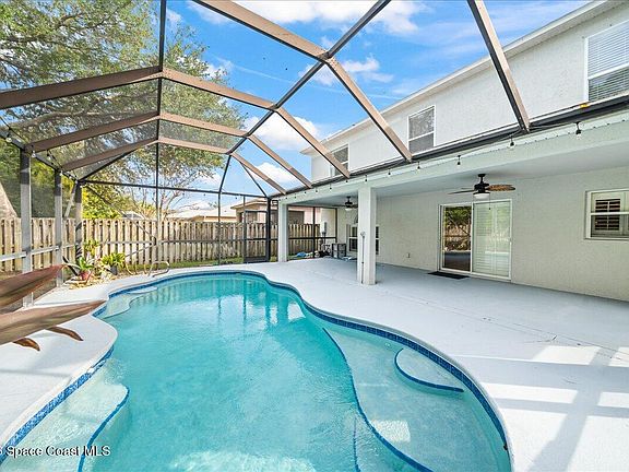 2nd image of 2338 Maeve Cir