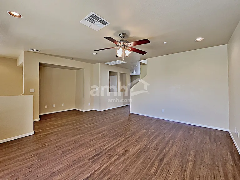 9161 Desirable Ct — Photo 7