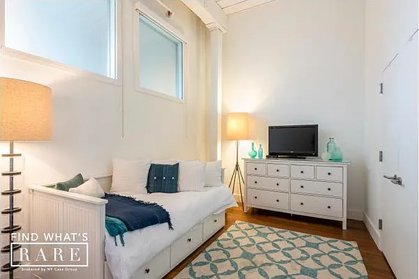 Rented by NY Casa Group | media 19