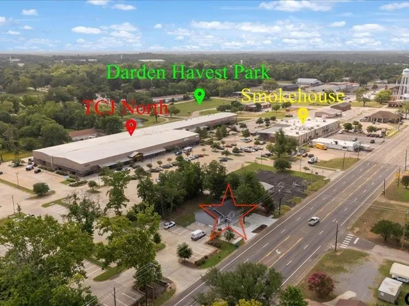 501 N Main St, Lindale, TX 75771