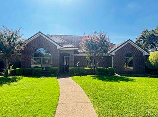 2300 Cardinal Dr, Plano, TX 75023